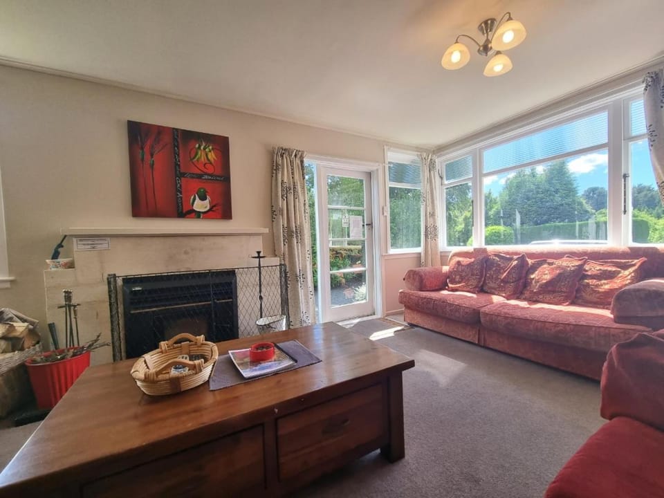 4 Scarborough Tce House in Hanmer Springs