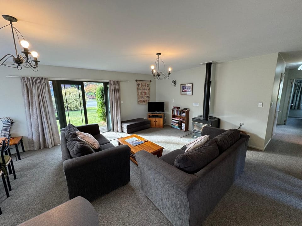23 St James Avenue House in Hanmer Springs