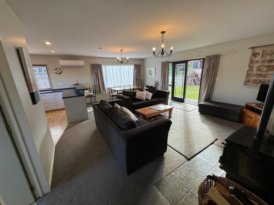 23 St James Avenue House in Hanmer Springs