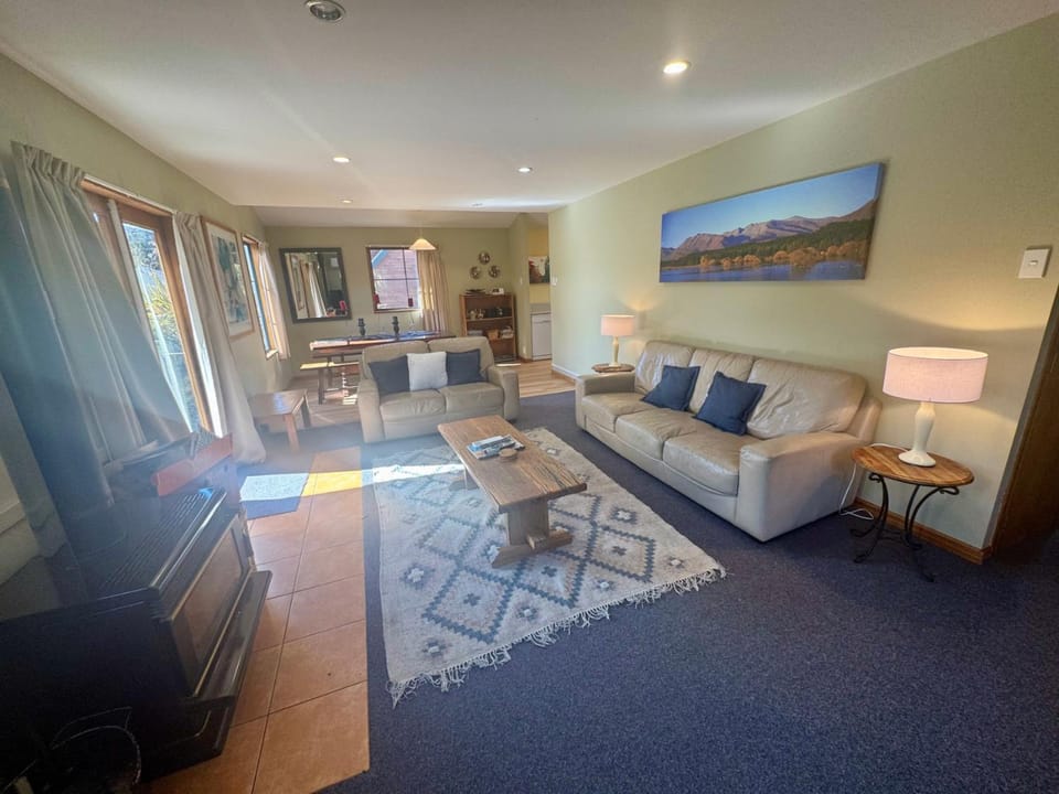 30 St James Avenue House in Hanmer Springs