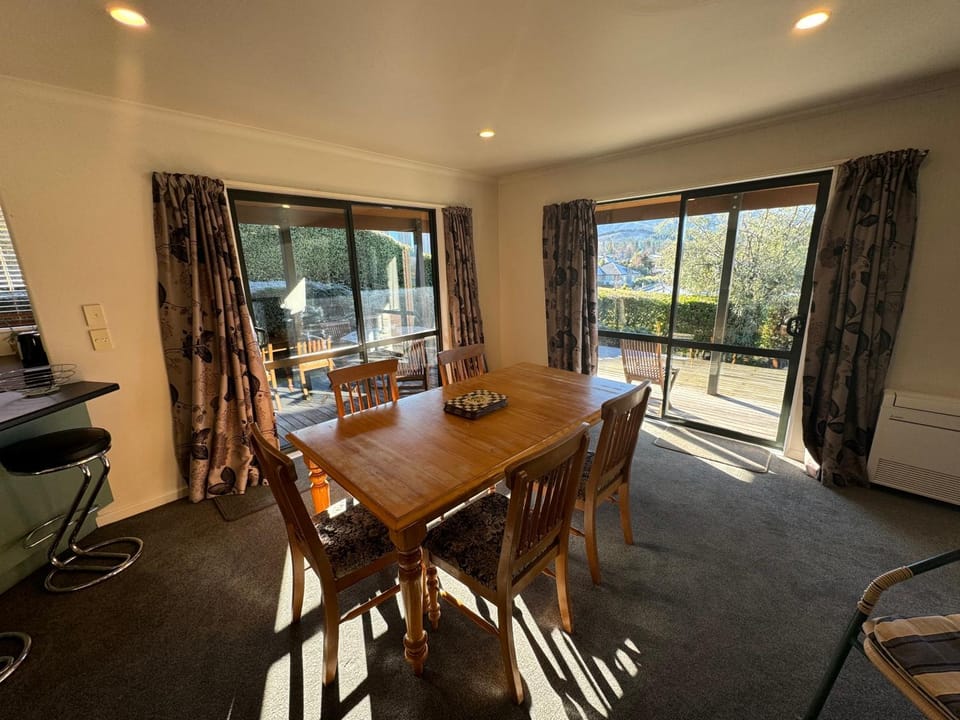 51 St James Avenue House in Hanmer Springs