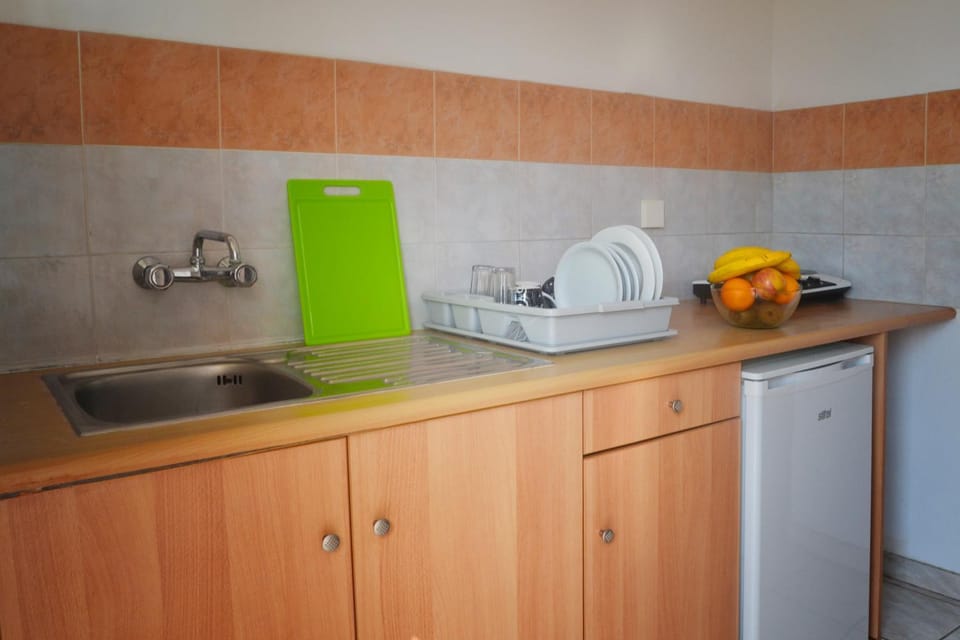 Kitchen or kitchenette, Decorative detail