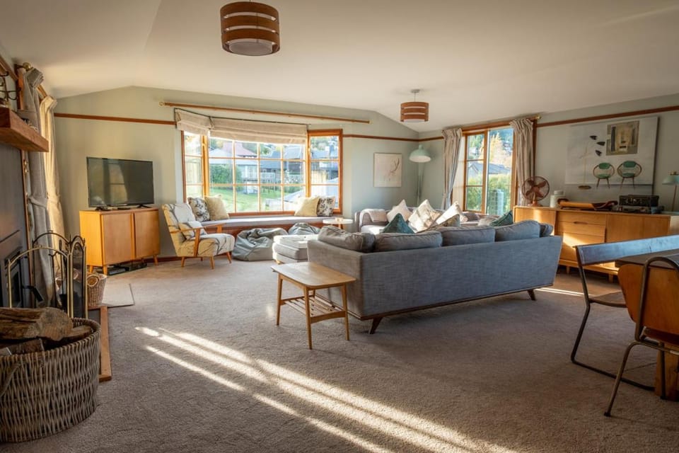 37 St James Avenue House in Hanmer Springs