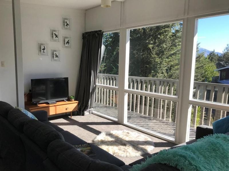 9 Alpine Avenue House in Hanmer Springs