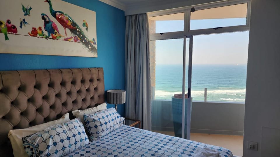 Bed, View (from property/room), Balcony/Terrace, Photo of the whole room, Bedroom, Sea view