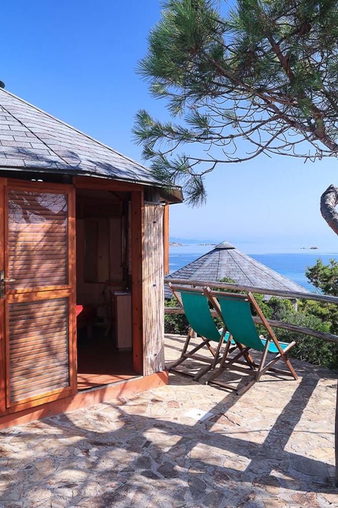 Property building, Patio, Day, Sea view, sunbed