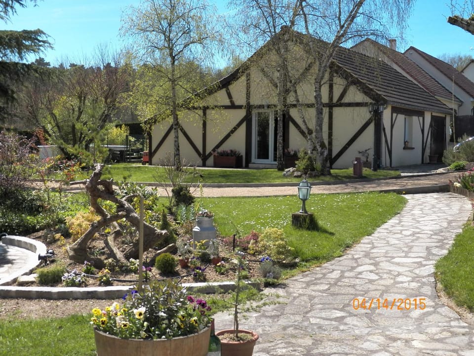 Garden, Area and facilities