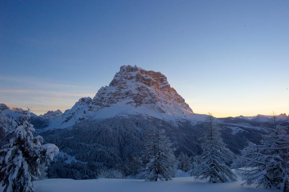 Natural landscape, Winter, Skiing, Hiking, On site, Mountain view, Sunrise