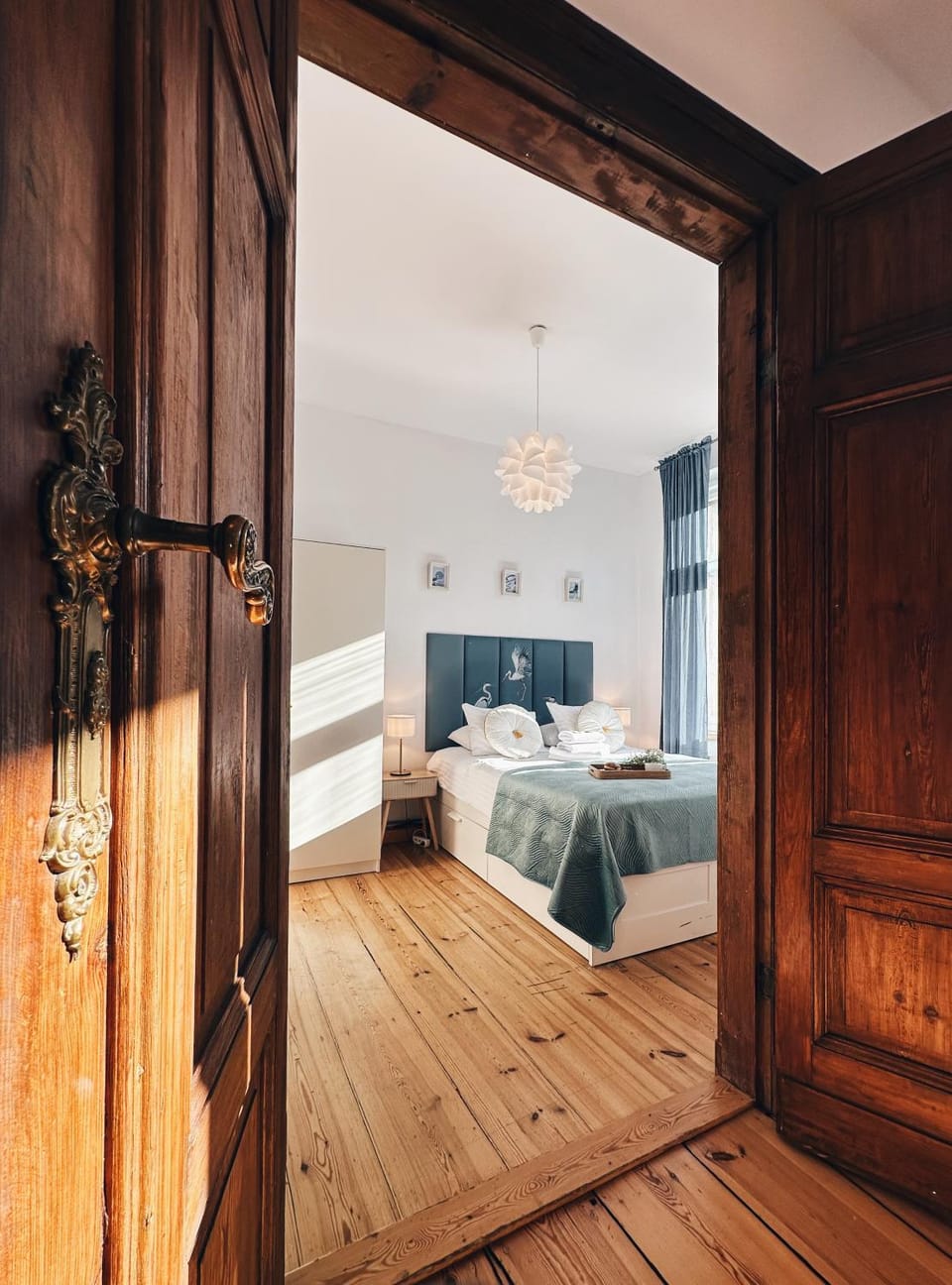 Bed, Photo of the whole room, Bedroom, wardrobe