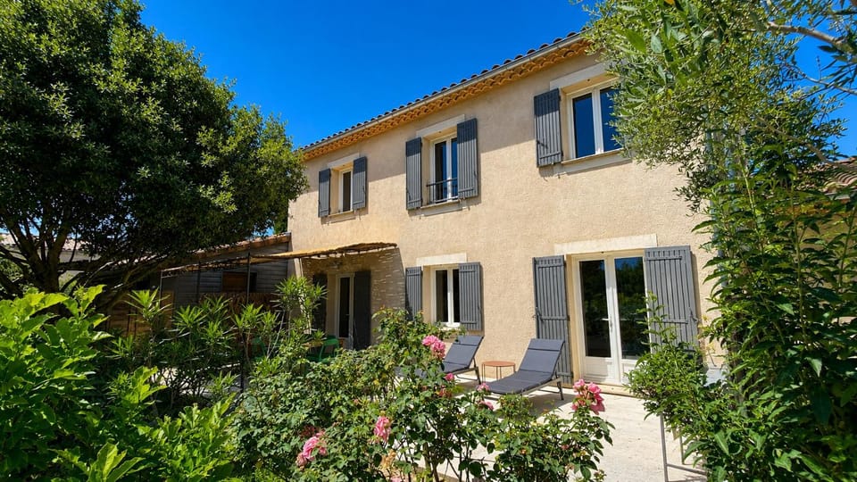 Property building, Balcony/Terrace