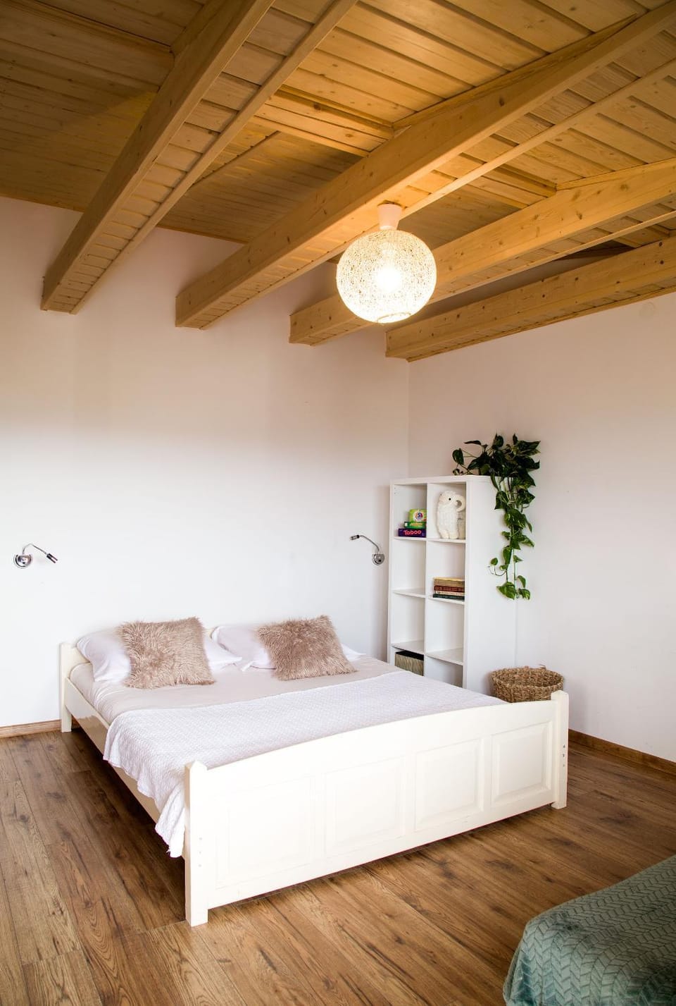 Bed, Kitchen or kitchenette, Photo of the whole room, Bedroom