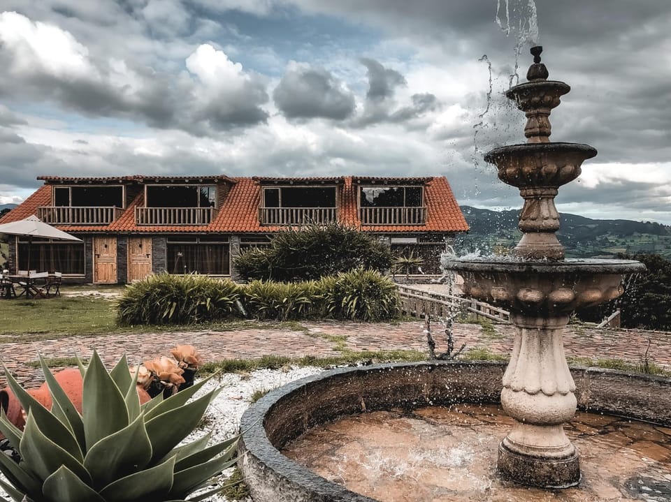 Hacienda la Odisea House in Cundinamarca, Colombia