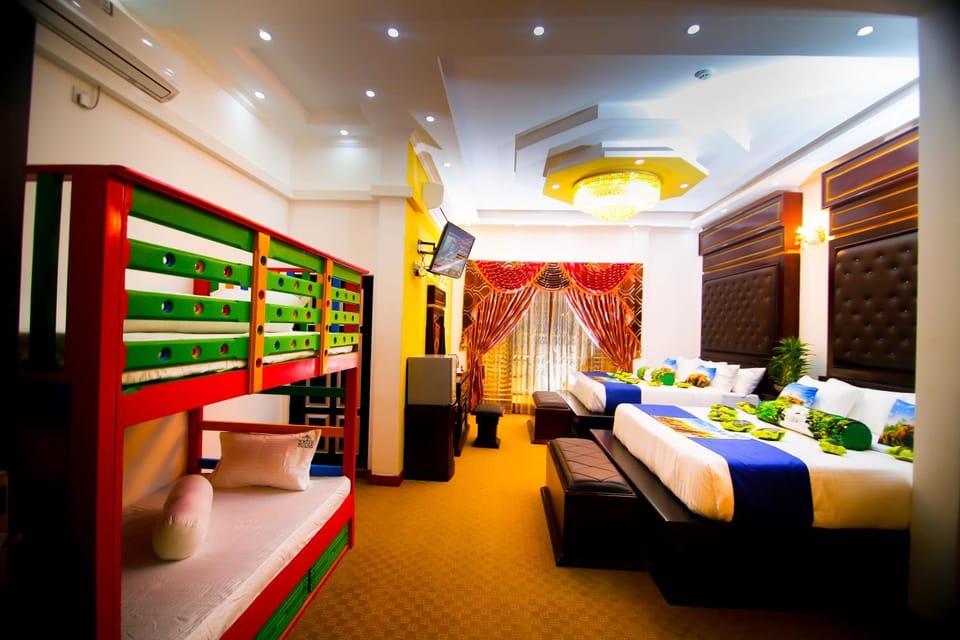 Other, Photo of the whole room, Decorative detail, Bedroom