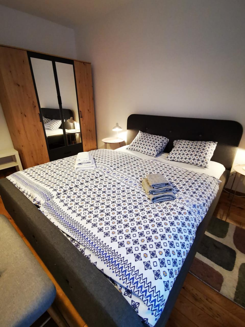 Bedroom, Quiet street view