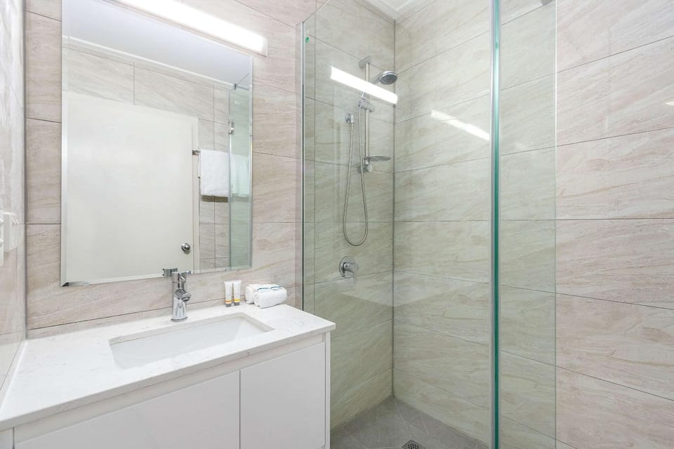 Bathroom, Photo of the whole room, On site