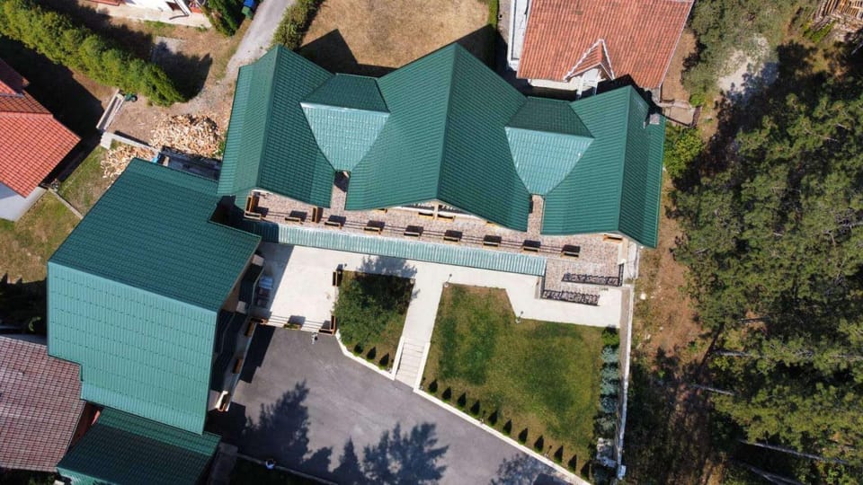 Brvnara Mont 1 House in Zlatibor