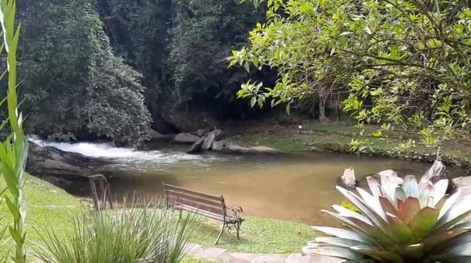 Chalé Paraíso Fazendinha Cachoeira Pet Friendly House in State of Rio de Janeiro
