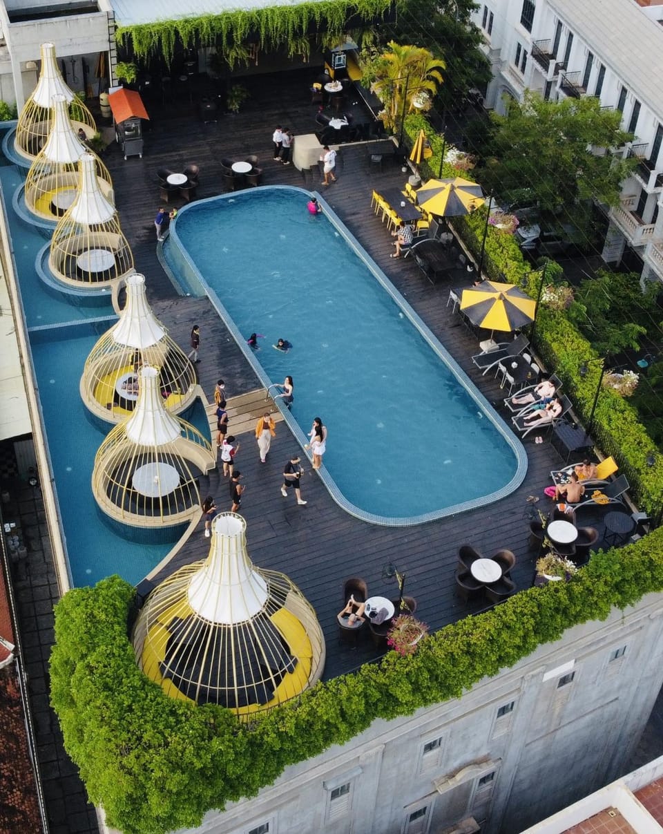 Property building, Swimming pool