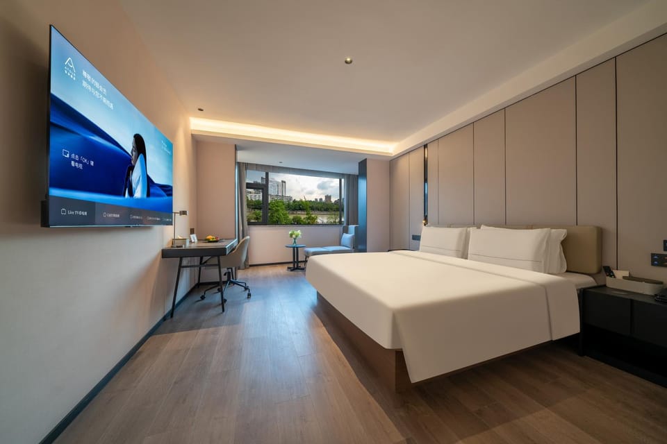 Bed, Living room, Seating area