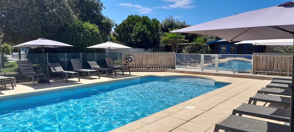 Logis Hôtel de la Plage Hotel in Nouvelle-Aquitaine