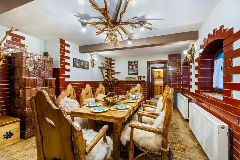 Decorative detail, Dining area