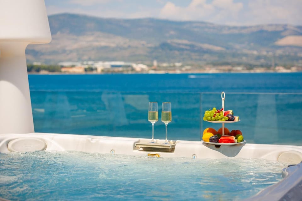 Villa Arbanessa with Heated Pool House in Šibenik-Knin County, Croatia