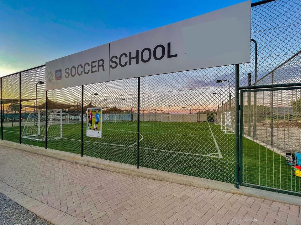 Neighbourhood, On site, Sports