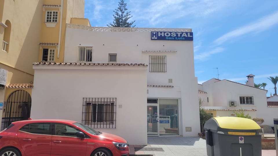 Hostal San Luis Bed and Breakfast in San Luis de Sabinillas