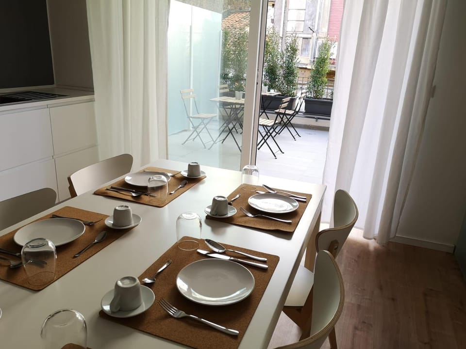 Dining area, Breakfast