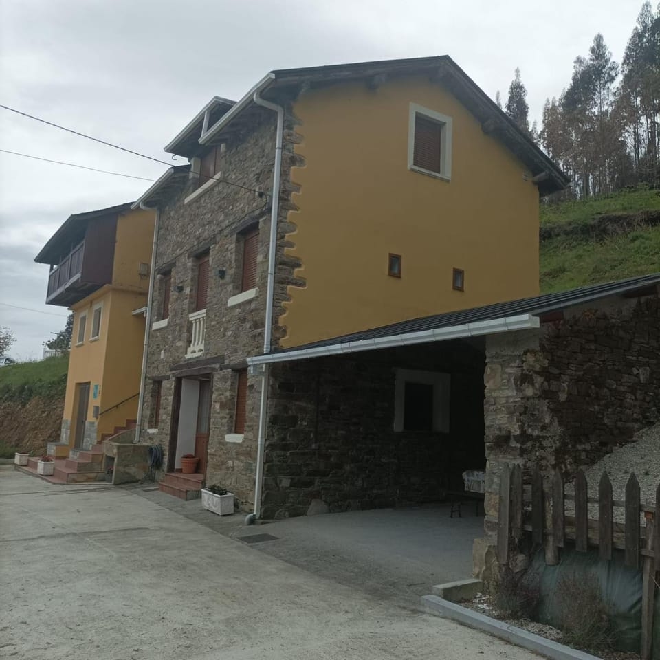 EL MEJICANO House in Asturias