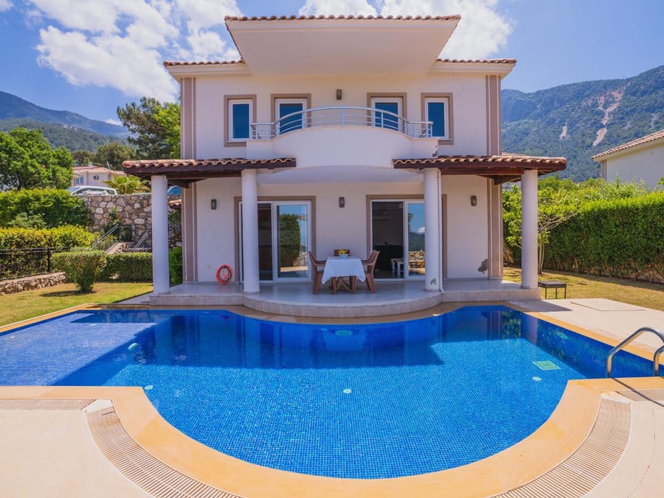 Property building, Pool view, sunbed