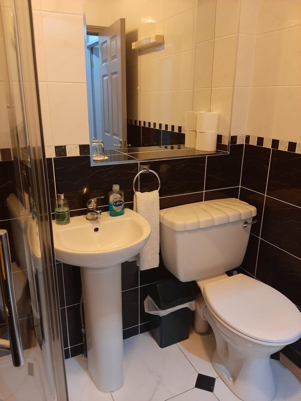 Aaron Vale B&B Bed and Breakfast in Drogheda