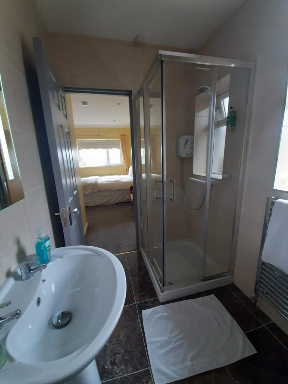 Aaron Vale B&B Bed and Breakfast in Drogheda