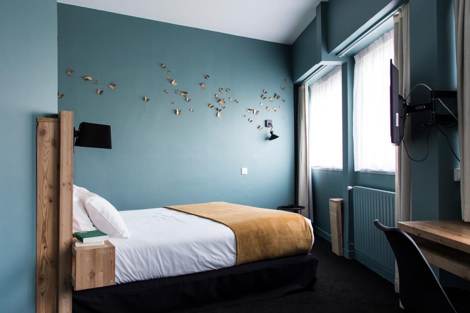 Bed, Bedroom