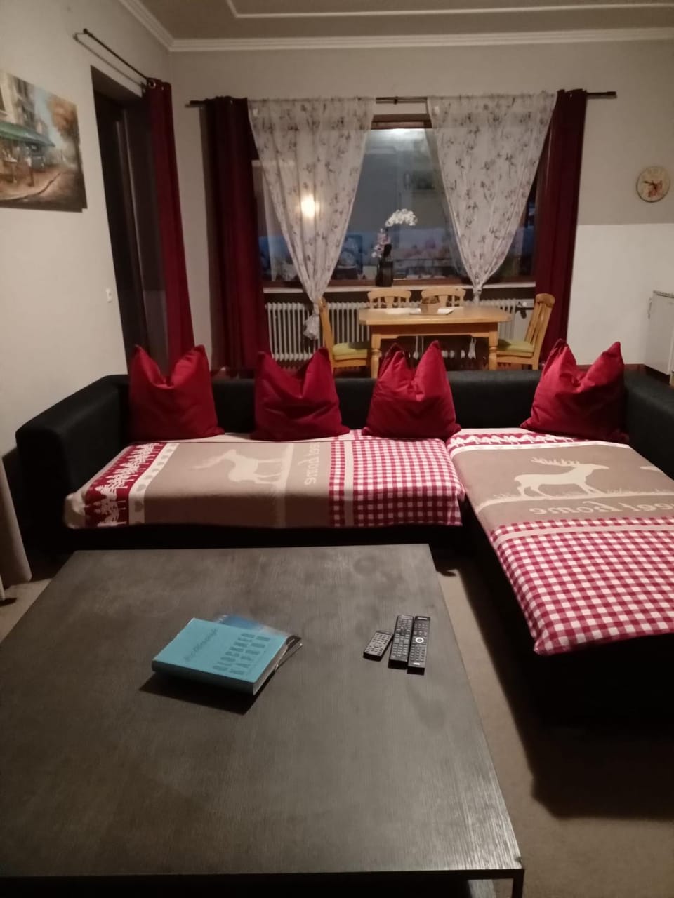 Katharina's Sleepover - Budget Holiday Home Bed and Breakfast in Piesendorf