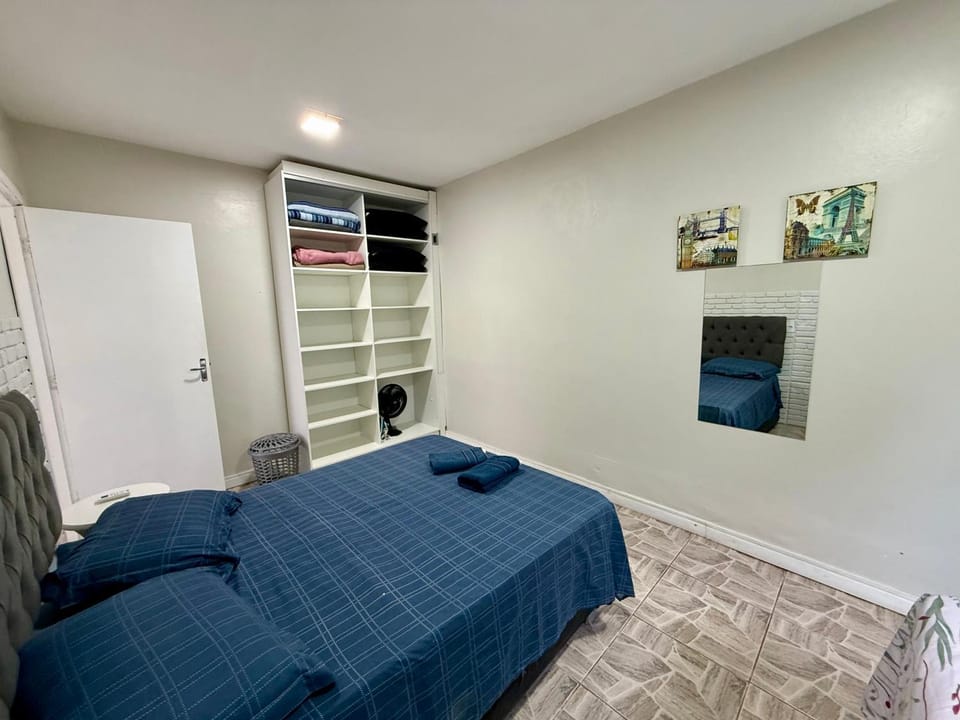 Residencial Bernardo, Meia quadra do trapiche House in Florianopolis