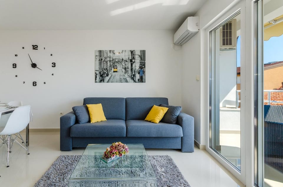 Ilicevic Kralja Zvonimira Apartment in Crikvenica