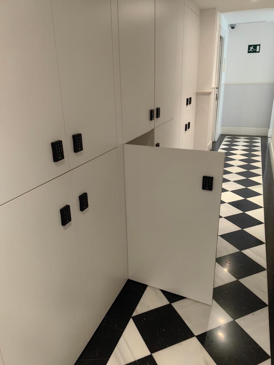 locker
