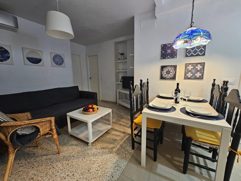 Plaza de Armas by Rami Apartment in Seville