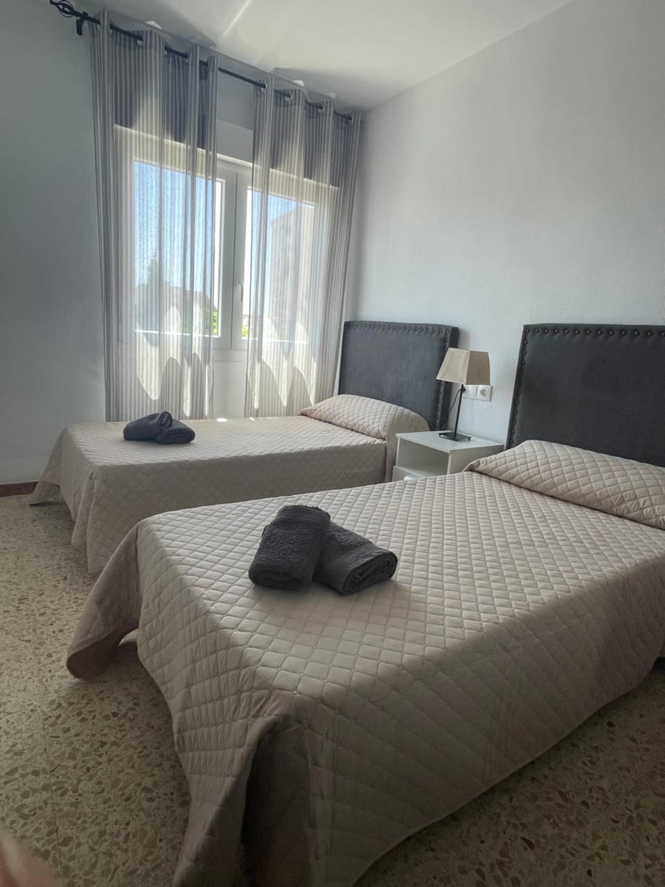 Bed, Photo of the whole room, Bedroom, towels