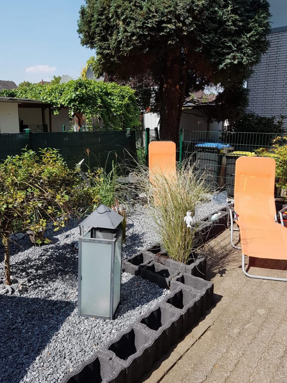 Patio, BBQ facilities, Garden