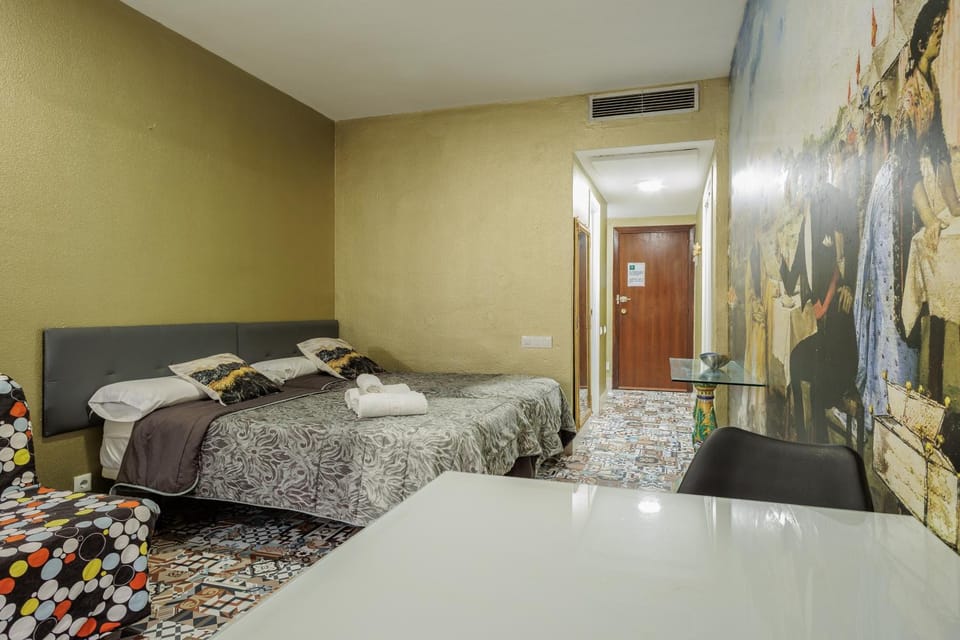 Living room, Bedroom