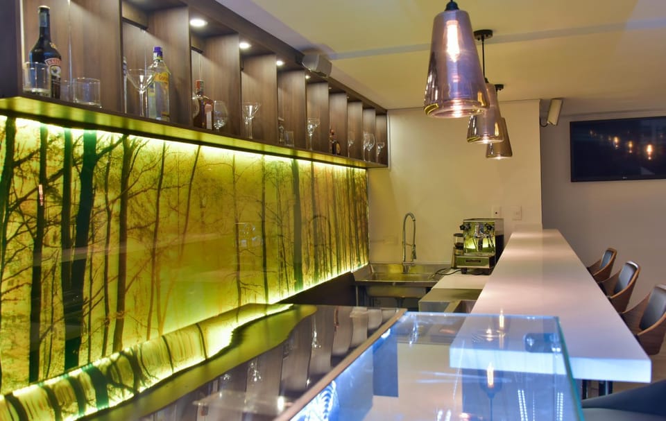 Lounge or bar