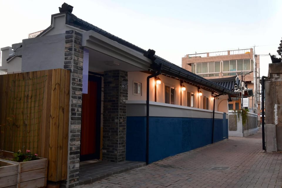 Guma Modern HanokStay Bed and Breakfast in Daegu