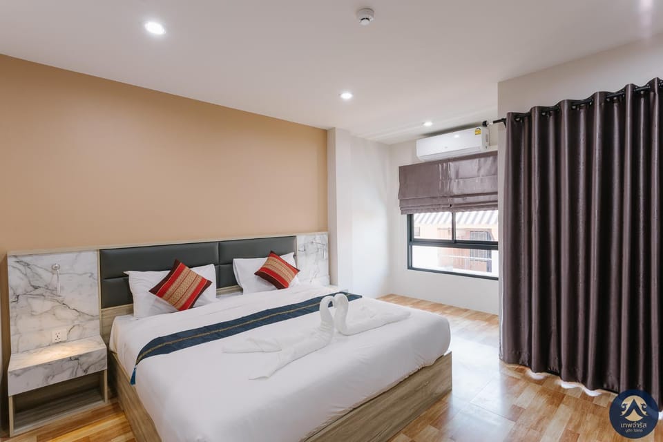 Thepchamrat Boutique Hotel Hotel in Laos