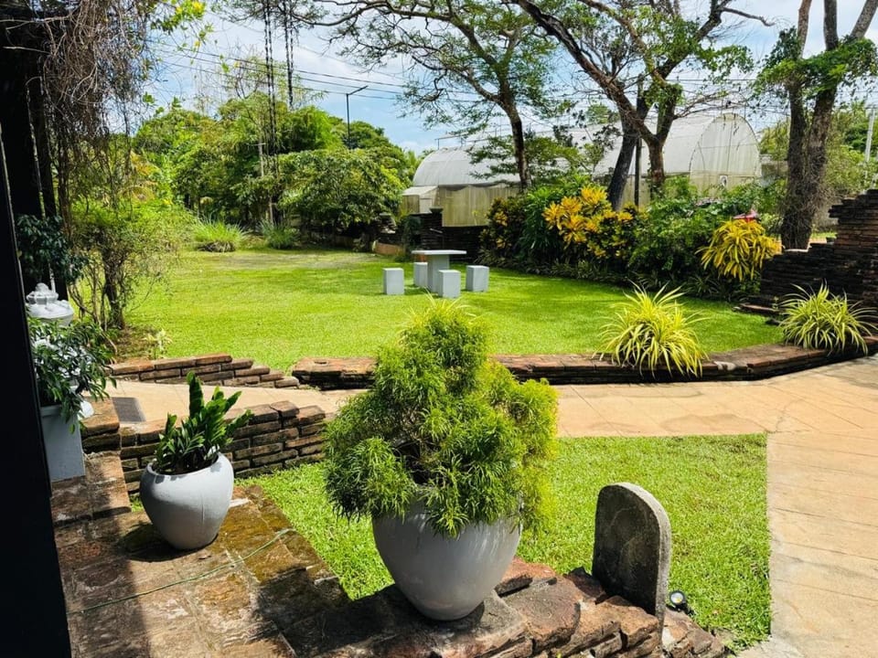 Monaara Leisure - Anuradhapura Hotel in Sri Lanka
