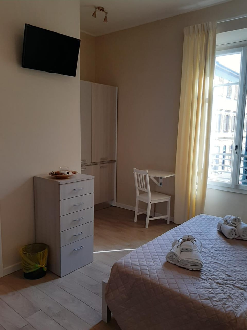 TV and multimedia, Photo of the whole room