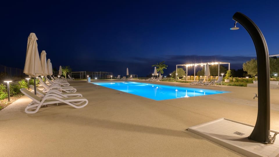 Night, Swimming pool