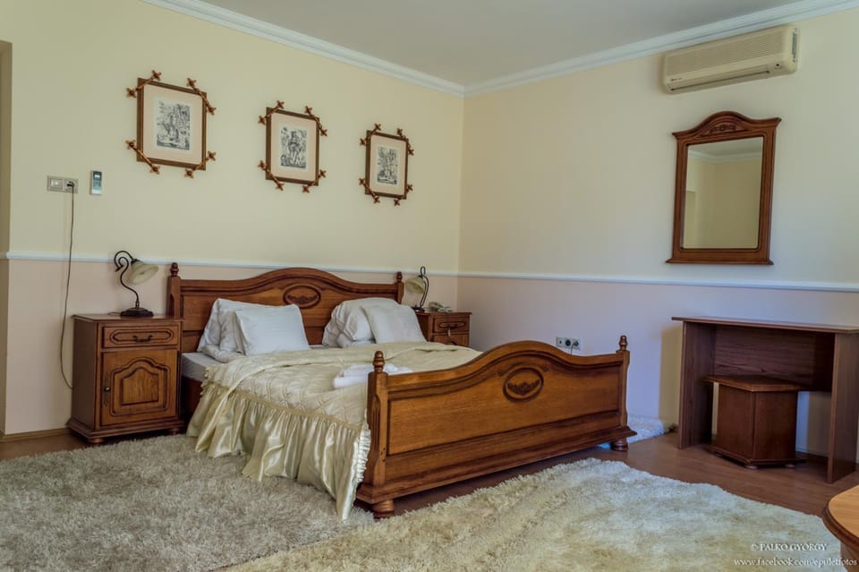 Parish Bull Hotel Hotel in Slovakia