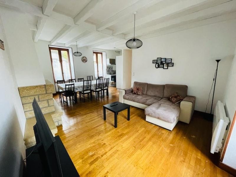 TV and multimedia, Living room, Dining area